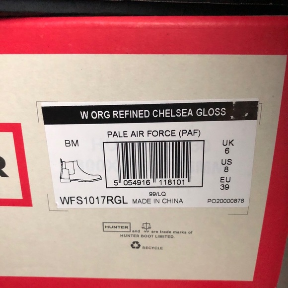 Hunter Original Refined Chelsea Rain Boots - Picture 12 of 12